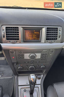 Седан Opel Vectra 2006 в 