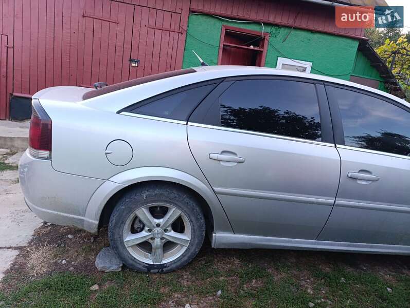 Ліфтбек Opel Vectra 2002 в Чернівцях фото 4 Ліфтбек Opel Vectra 2002 в Чернівцях