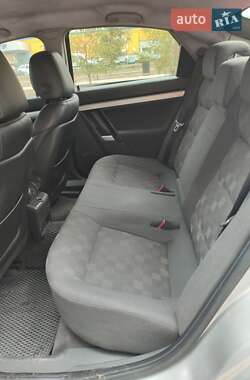 Лифтбек Opel Vectra 2003 в 