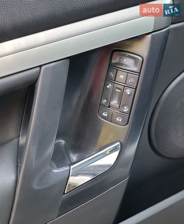 Седан Opel Vectra 2008 в Києві