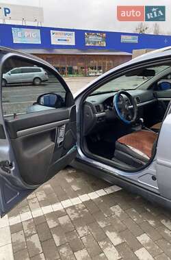Универсал Opel Vectra 2003 в 