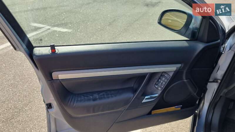 Лифтбек Opel Vectra 2008 в Киеве