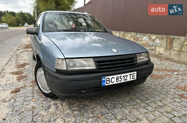 Седан Opel Vectra 1991 в Львові