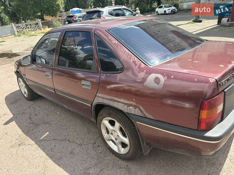Седан Opel Vectra 1990 в Киеве