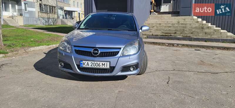 Седан Opel Vectra 2007 в Сумах