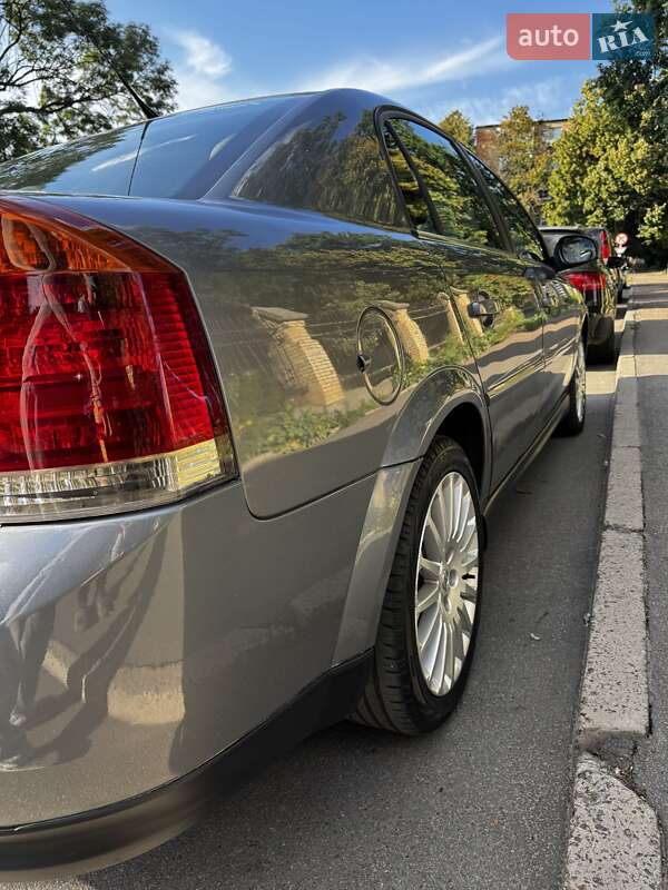 Седан Opel Vectra 2002 в Почаеве