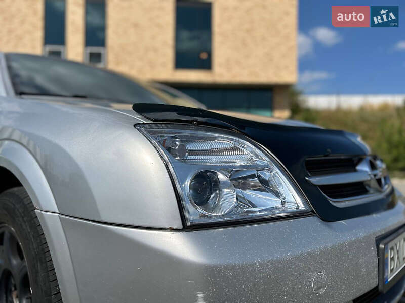 Седан Opel Vectra 2003 в Хмельницком