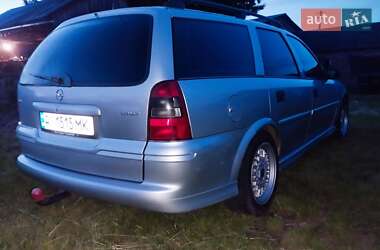 Универсал Opel Vectra 2000 в 