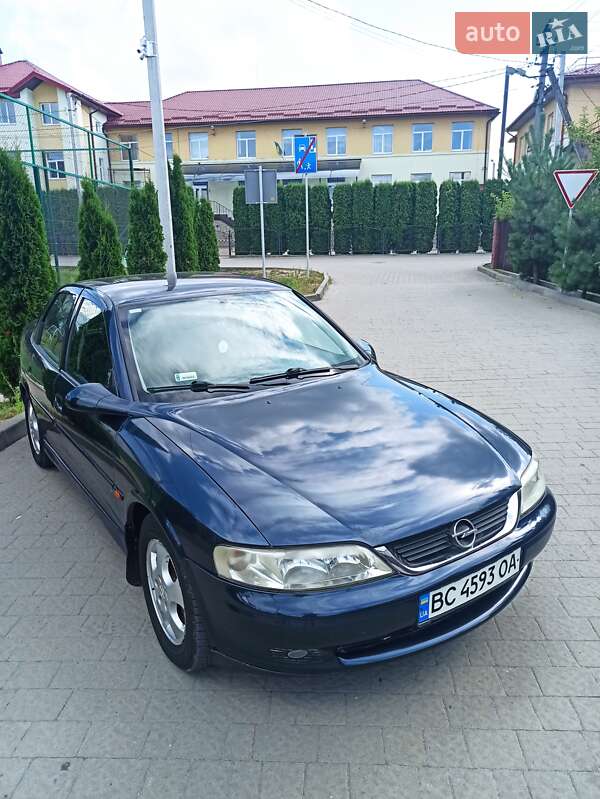 Седан Opel Vectra 2000 в Львове фото 3 Седан Opel Vectra 2000 в Львове