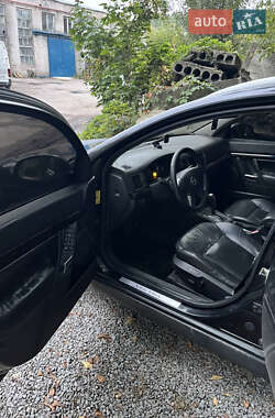 Универсал Opel Vectra 2004 в 