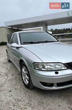 Седан Opel Vectra 2001 в 