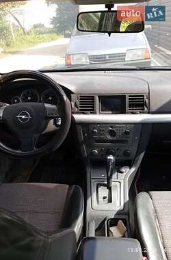 Седан Opel Vectra 2003 в 