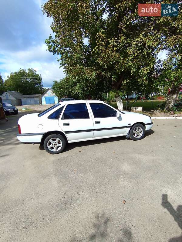 Седан Opel Vectra 1989 в Глевахе