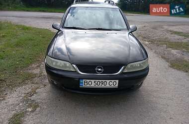 Универсал Opel Vectra 1999 в Шумске
