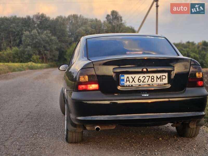 Седан Opel Vectra 1997 в Кегичевке