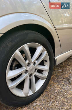 Лифтбек Opel Vectra 2003 в 