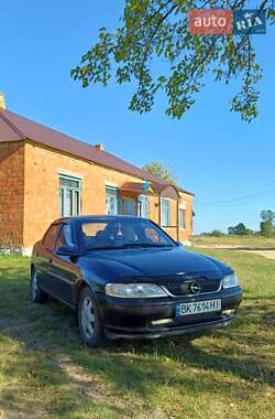 Седан Opel Vectra 1998 в Дубровиці
