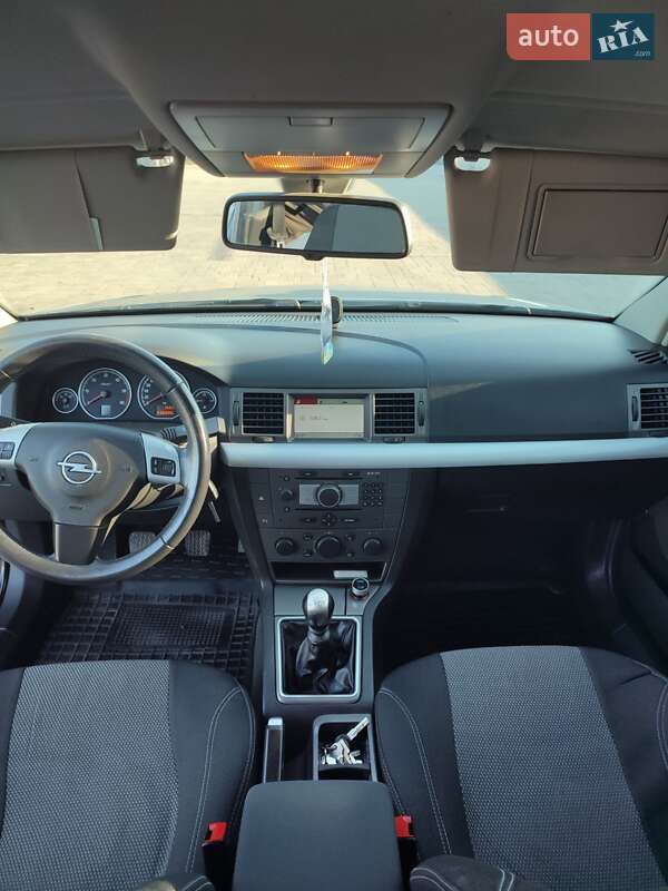 Универсал Opel Vectra 2005 в Брошневе-Осаде фото 17 Универсал Opel Vectra 2005 в Брошневе-Осаде