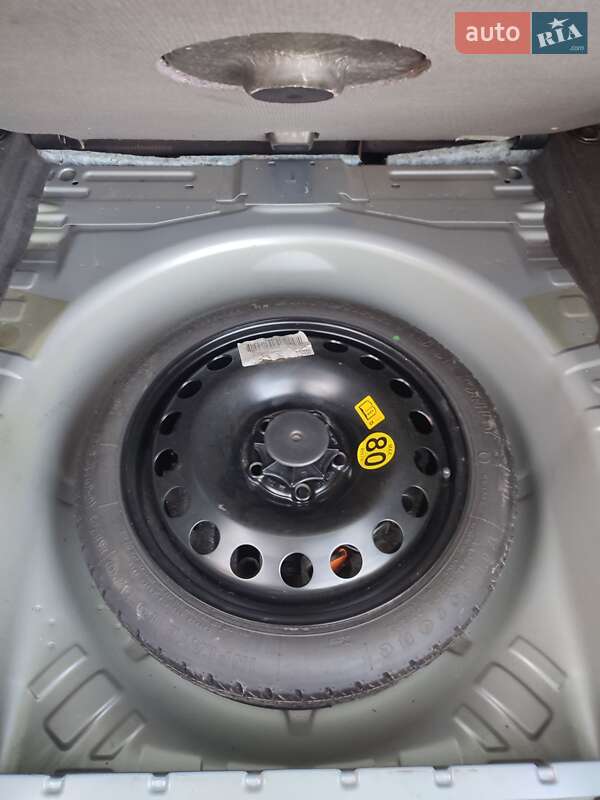 Универсал Opel Vectra 2005 в Брошневе-Осаде фото 27 Универсал Opel Vectra 2005 в Брошневе-Осаде