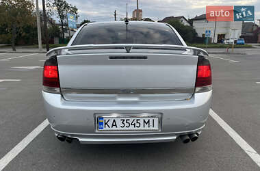 Седан Opel Vectra 2004 в 