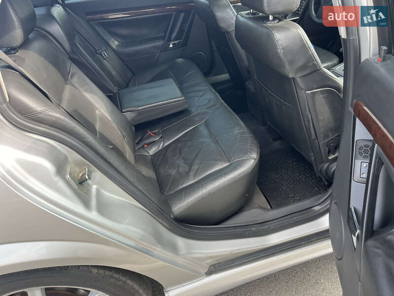 Седан Opel Vectra 2004 в Києві