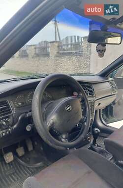 Лифтбек Opel Vectra 1999 в 