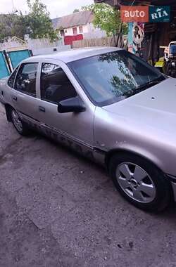Седан Opel Vectra 1990 в 