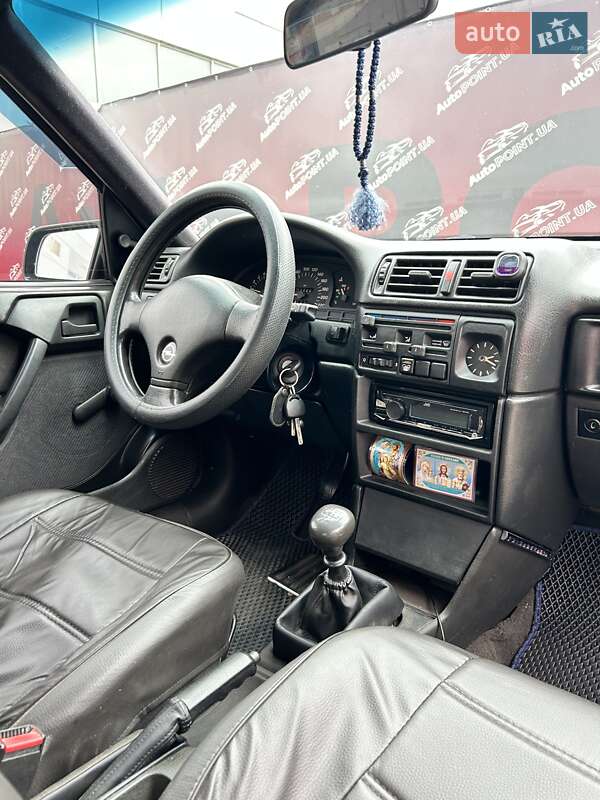 Седан Opel Vectra 1991 в Сумах
