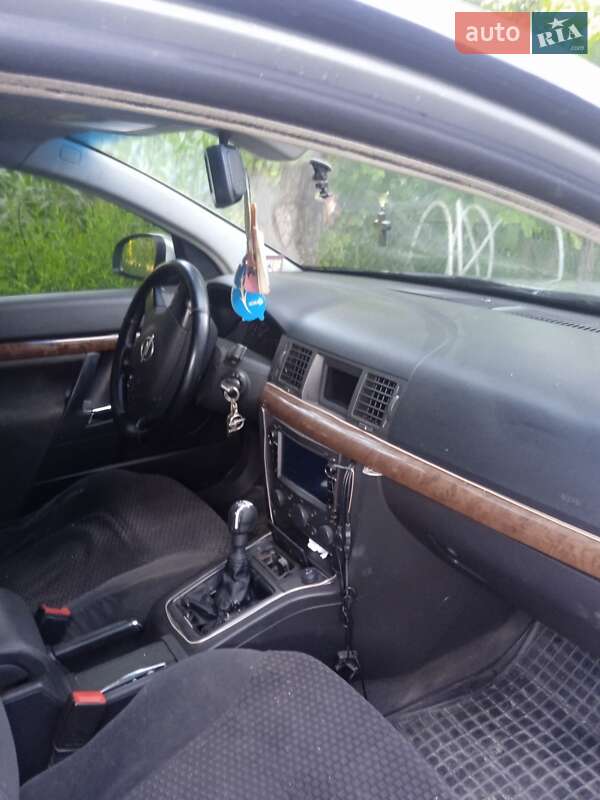 Седан Opel Vectra 2002 в Виннице