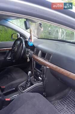 Седан Opel Vectra 2002 в 