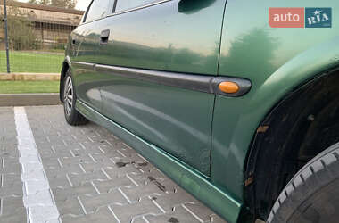 Седан Opel Vectra 1996 в 