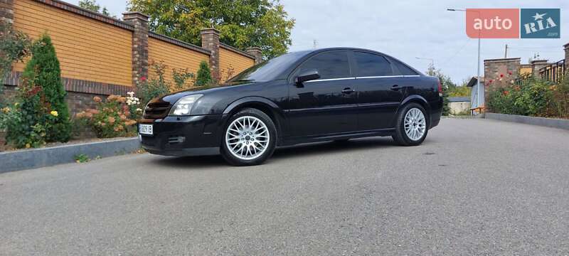Лифтбек Opel Vectra 2003 в Полтаве