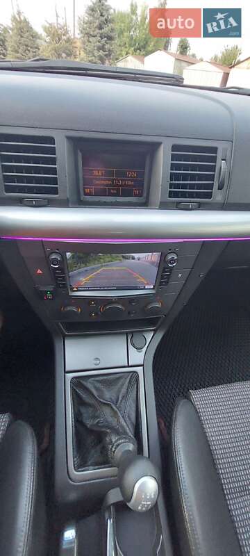 Лифтбек Opel Vectra 2003 в Полтаве