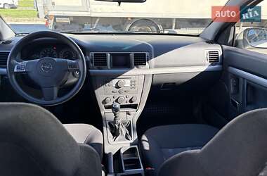 Седан Opel Vectra 2006 в 