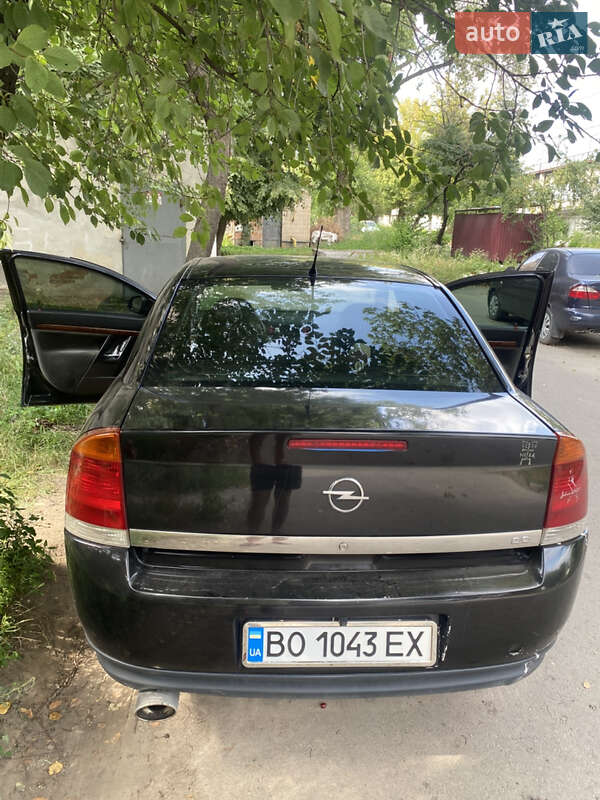 Седан Opel Vectra 2003 в Тернополе
