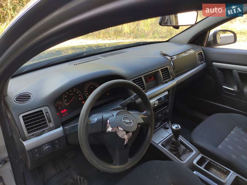 Седан Opel Vectra 2006 в Ровно
