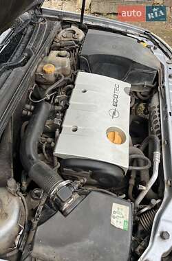 Седан Opel Vectra 2003 в  фото 10 Седан Opel Vectra 2003 в