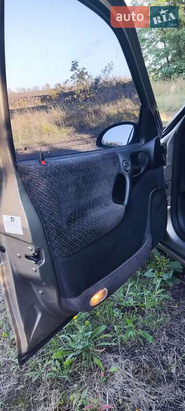 Седан Opel Vectra 1996 в Полтаве