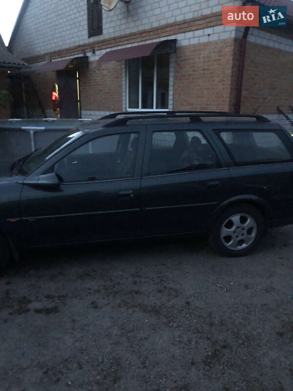 Универсал Opel Vectra 2000 в Пирятине