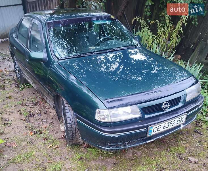 Седан Opel Vectra 1995 в Черновцах