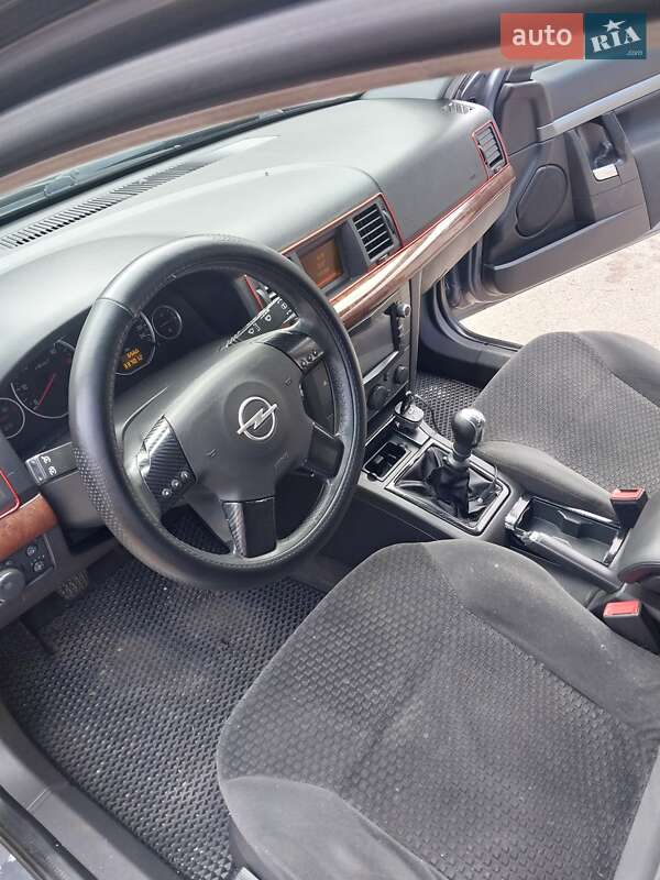 Седан Opel Vectra 2003 в Бородянке