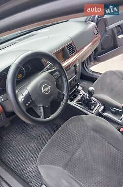 Седан Opel Vectra 2003 в 