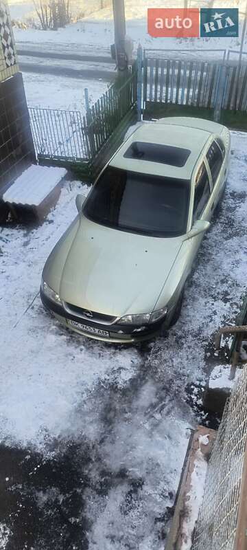 Седан Opel Vectra 1996 в Хмельницком