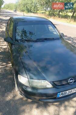 Лифтбек Opel Vectra 1997 в 