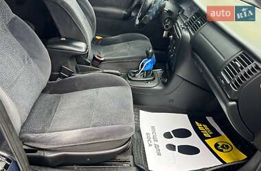 Лифтбек Opel Vectra 2000 в 