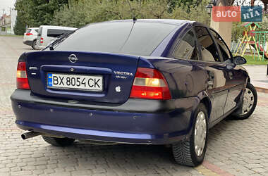 Лифтбек Opel Vectra 1997 в 
