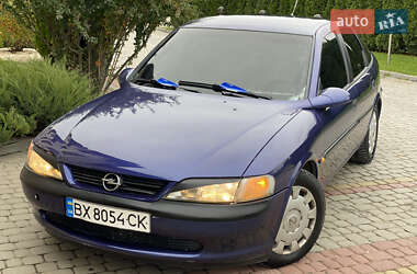 Лифтбек Opel Vectra 1997 в 