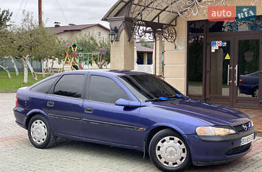 Лифтбек Opel Vectra 1997 в 
