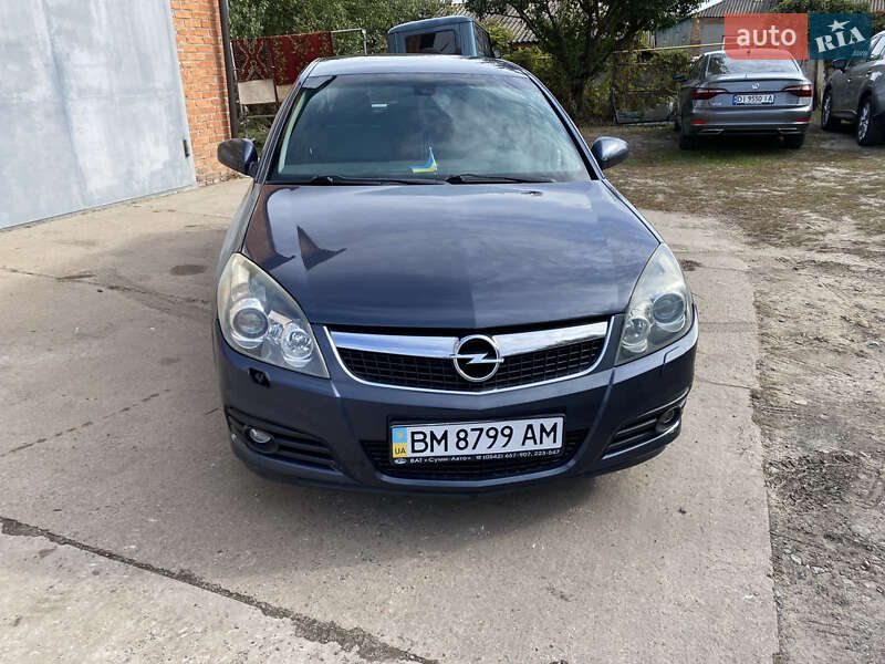 Седан Opel Vectra 2008 в Лебедине
