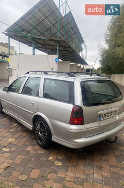 Универсал Opel Vectra 2000 в 